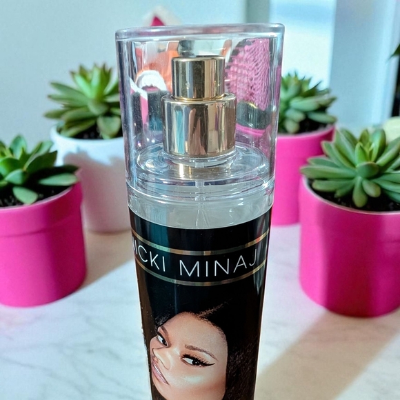 Nicki Minaj ONIKA Body Mist (EUC) - Picture 2 of 5